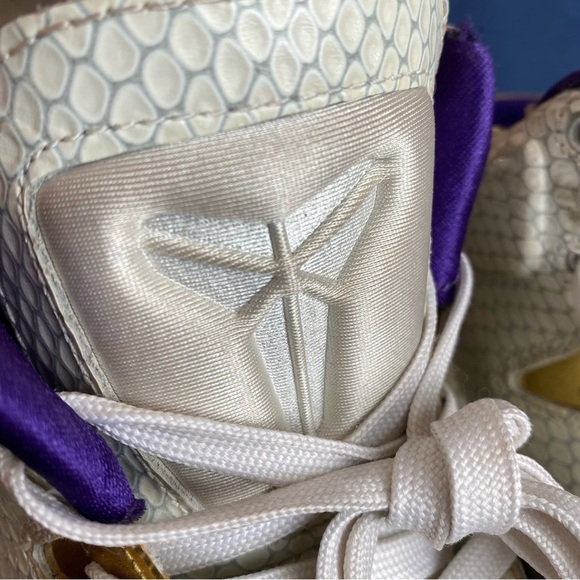 Nike Kobe IX  Mens Sz 7.5 Lifestyle Laker NSW Purple Wolf Grey Gold main image 8